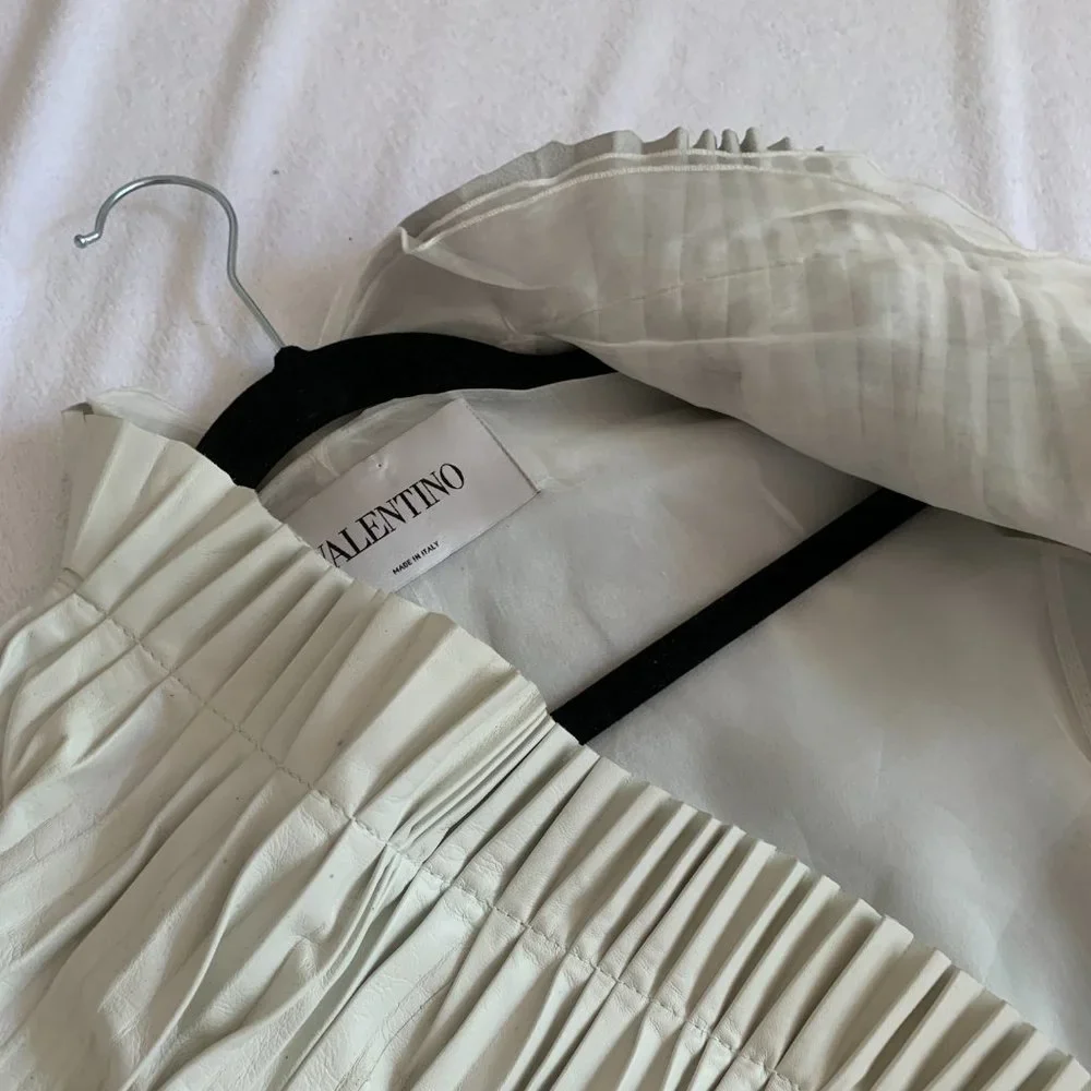 Valentino runway white pleated leather Jacket with silk tulle lining US 4 6 - Picture 8 of 13